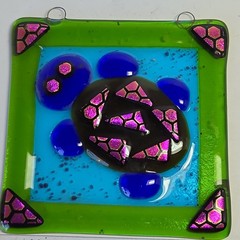 Handcrafted Fused Dichroic Glass Turtle Glass Suncatcher 4″ x 4″ Square Hanging