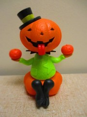 Solar Power Dancing Pumpkin Juggler Halloween Sun Bobblehead Desk Window
