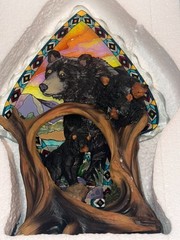 Amia Bear Stand with Glass Arrowhead Painted Sculpture 9″ New in Box