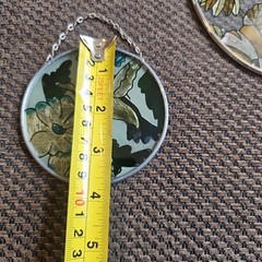 Set Of 4 Hand Painted Glass Suncatchers 4 To 7″ Tall Birds