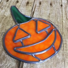 Set 2 Halloween Pumpkin Jack O Lantern Stained Glass Window Suncatchers 7-8.5”