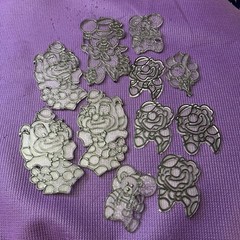 Vintage Plastic Suncatcher Lot Clowns Bears Balloons UNPAINTED Unused