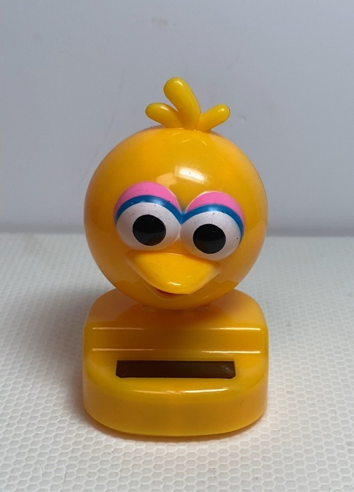 Solar Powered Dancing Bobblehead Toy From Japan Sesame Street BIG BIRD