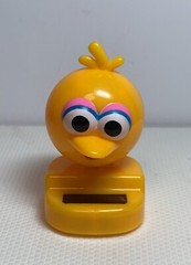Solar Powered Dancing Bobblehead Toy From Japan Sesame Street BIG BIRD