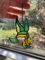 SUNCATCHER HUMMINGBIRD GREEN YELLOW WINDOW HANGER SUN CATCHER VINTAGE