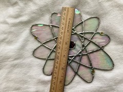 Unique Vtg Iridescent Atom Sun Catcher 7”x6” Five Electrons Beaded Nucleus