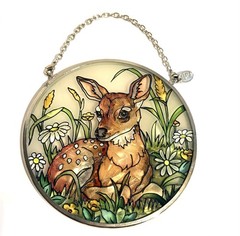 Amia Fawn Glass Art Sun Catcher With Daisies ” 3.5 ” Round Frame With Chain