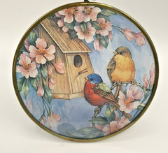 Enesco Via Vermont ArtCatchers Birdhouse Two Birds Printed Suncatcher
