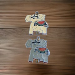 Suncatcher BABY ELEPHANT Ornament Stained Glass Acrylic Metal Set Of 2