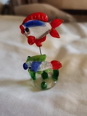 VTG Table Top Blown Glass Goldfish Swimming Red Clear W Green Seaweed Suncatcher
