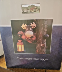 Christmoose Tree Hugger New in Package Rare Solar Powered 10.5″ x 6″ x 9″ Unique