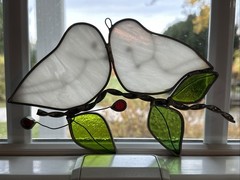VTG Retro Stained Glass Dove Pair Couple Leaves Berries Hanging Suncatcher
