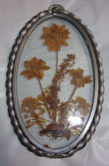 Lasting Impressions Glass Dried Pressed Flowers Handmade Suncatcher Oval Silver