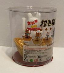 Solar powered white Beckoning Fortune Cat Japanese Oriental Solar Toy Home