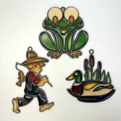 Green Frog Mallard & Barefoot Fisherman Hat Sun Catcher Stained Vtg Bird Window