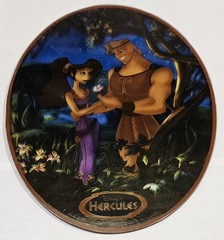NEW GLASSMASTERS 7-1/4″ X 9-1/2″ DISNEYS HERCULES SUNCATCHER