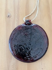 Ruby Red Glass Suncatcher Knot Design 4.5”