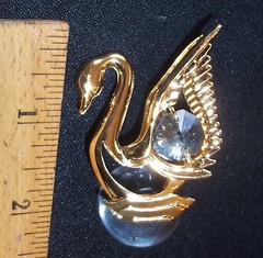 24KT GOLD PLATE W/AUSTRIAN CRYSTALS SWAN MINIATURE SUNCATCHER W/SUCTION CUP