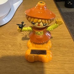 Solar Powered Dancing Bobblehead Toy FALL Scarecrow with Crows – 2015