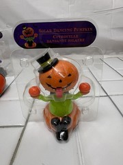 SOLAR DANCING SWINGING HALLOWEEN PUMPKIN HEAD BOBBLE HEAD SUN CATCHER 2015