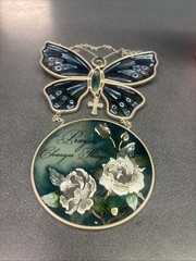 Sun Catcher BUTTERFLY & Prayer Changes Things Roses Gift