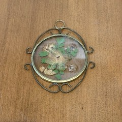 Vintage Pressed Dried Flowers Suncatcher Ornamental Pewter Frame Botanical Art