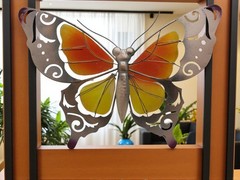 vintage metal butterfly w/stained glass style plastic wings wall mount decor