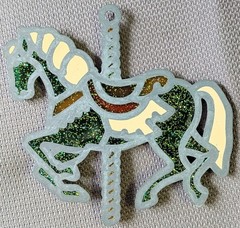 VTG Carousel Horse Suncatcher Emerald 3.5″ X 4″ Faux Stained Glass RAFAELIAN