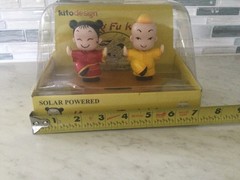 “KUNG FU KIDS” SOLAR – POWERED WHEN SUN HITS IT,NEW NIB