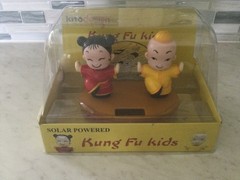 “KUNG FU KIDS” SOLAR – POWERED WHEN SUN HITS IT,NEW NIB