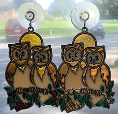 2 x Owls On Perch Stained Glass Style Sun Catcher Ornament