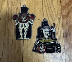 Vtg 80s Halloween Stained Glass Window Suncatcher Witch Pumpkin Skeleton Monster