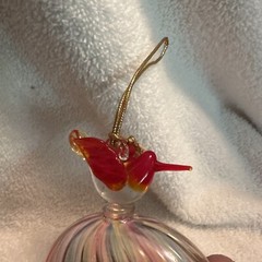 Red Hummingbird Glass Suncatcher Ornament – 2003 Avon Gift Collection  #O-501