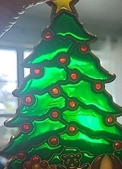 CHRISTMAS TREE SUN CATCHER-STAINED GLASS ACRYLIC METAL VINTAGE
