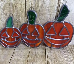 Set 3 Halloween Pumpkin Jack O Lantern Stained Glass Window Suncatchers 4.5-6″