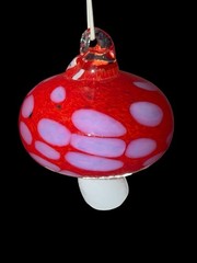 Heavy Art Glass Mushroom Hanging Ornament Suncatcher 3.75″ Red Pink 6.3oz MCM