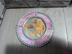 Vtg 6.5″ Round Real Flowers Stained Glass Sun Catcher Lasting Impressions Decor