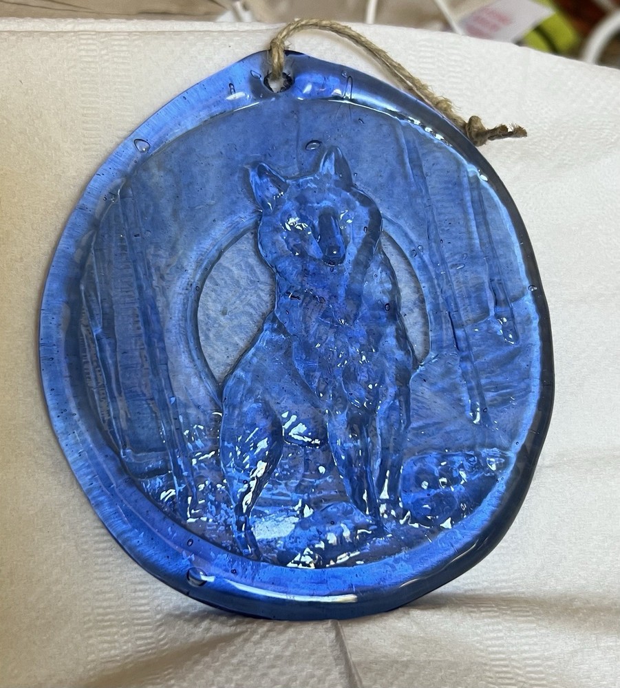LARGE BLUE GLASS SUN CATCHER OF A WOLF IN THE FOREST