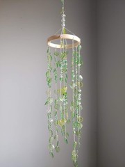 Small Cottage Core Leaf Suncatcher Decoration