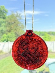 Ruby Red Glass Suncatcher Knot Design 4.5”