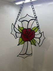 Stained Glass & Metal Rose Cross Hanging Suncatcher w/ Chain, Red Green 10×7
