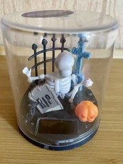 Lot of 3 Solar Powered Motion Halloween Figures Witch Skeleton Skull Display