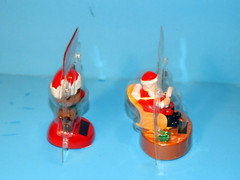 2 SOLAR DANCER SANTA LIST & REINDEER BOBBLE HEAD SUN CATCHER CHRISTMAS NEW