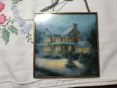 Thomas Kinkade Suncatcher Hanging Glass Winter House Snowman Scene.