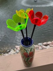 Suncatcher Tulip Set of (3) 4″ x 2½” Solar Neon Fluorescent Red,Yellow, Green