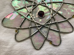 Unique Vtg Iridescent Atom Sun Catcher 7”x6” Five Electrons Beaded Nucleus