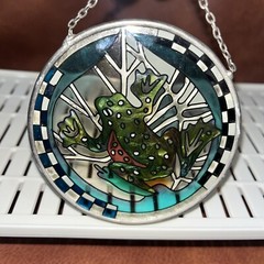 Vintage Stained Glass Suncatcher Decoration Frog 3.5 in Handpainted