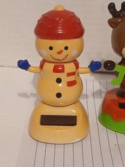 4 Christmas Solar Powered Figuarines Snowman, Elfs,reindeers