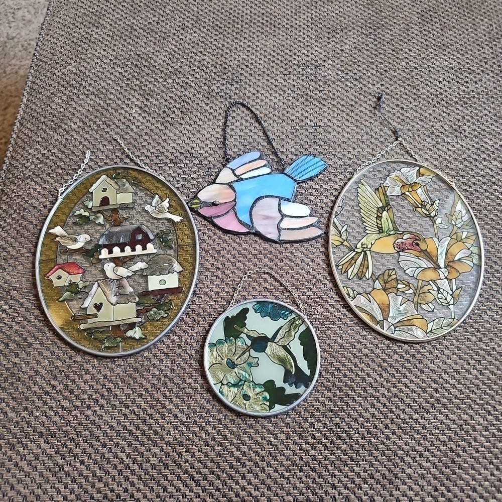 Set Of 4 Hand Painted Glass Suncatchers 4 To 7″ Tall Birds