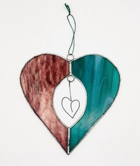 Vintage 5″ Stained Glass Heart with Wire ❤️ Center Suncatcher Window Decor USA